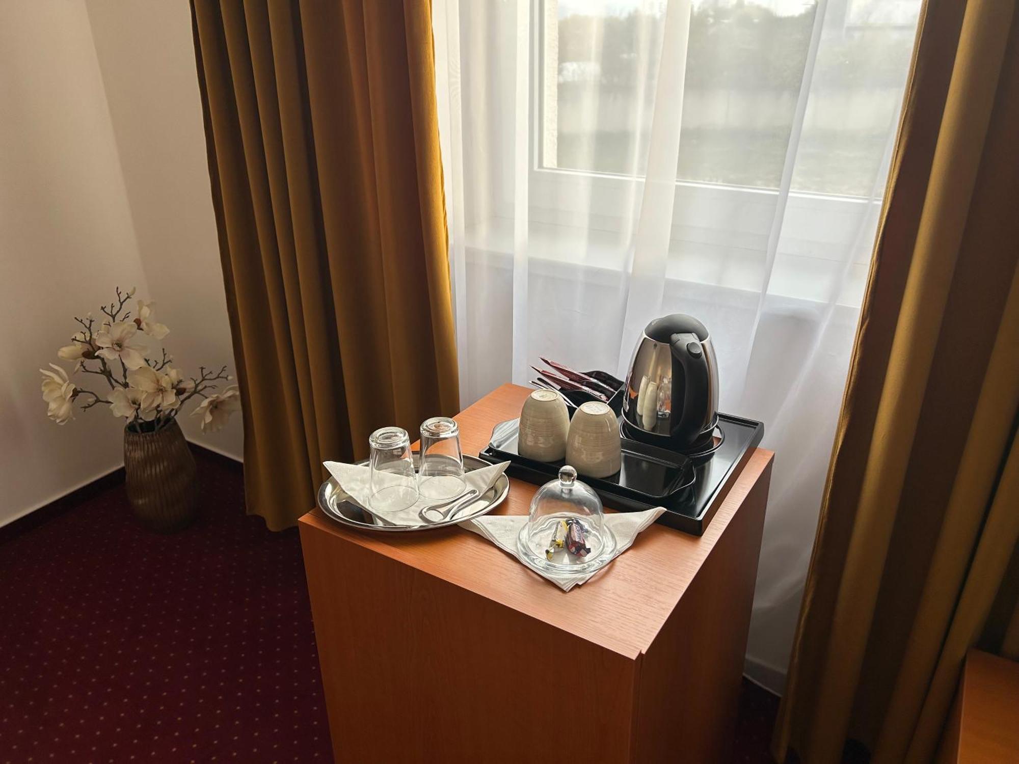 Hotel Evan U Hoffera Topoľčany Eksteriør bilde