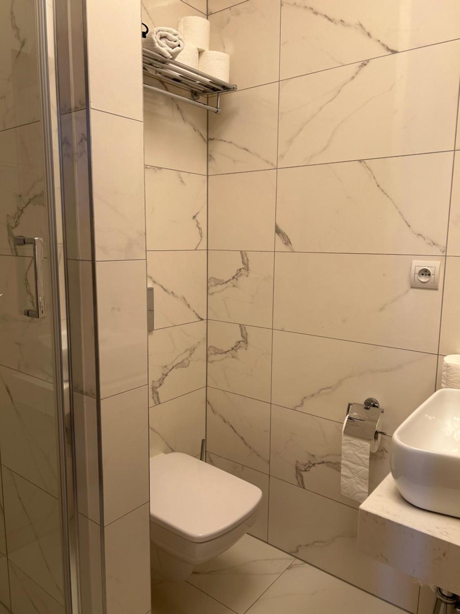 Hotel Evan U Hoffera Topoľčany Eksteriør bilde