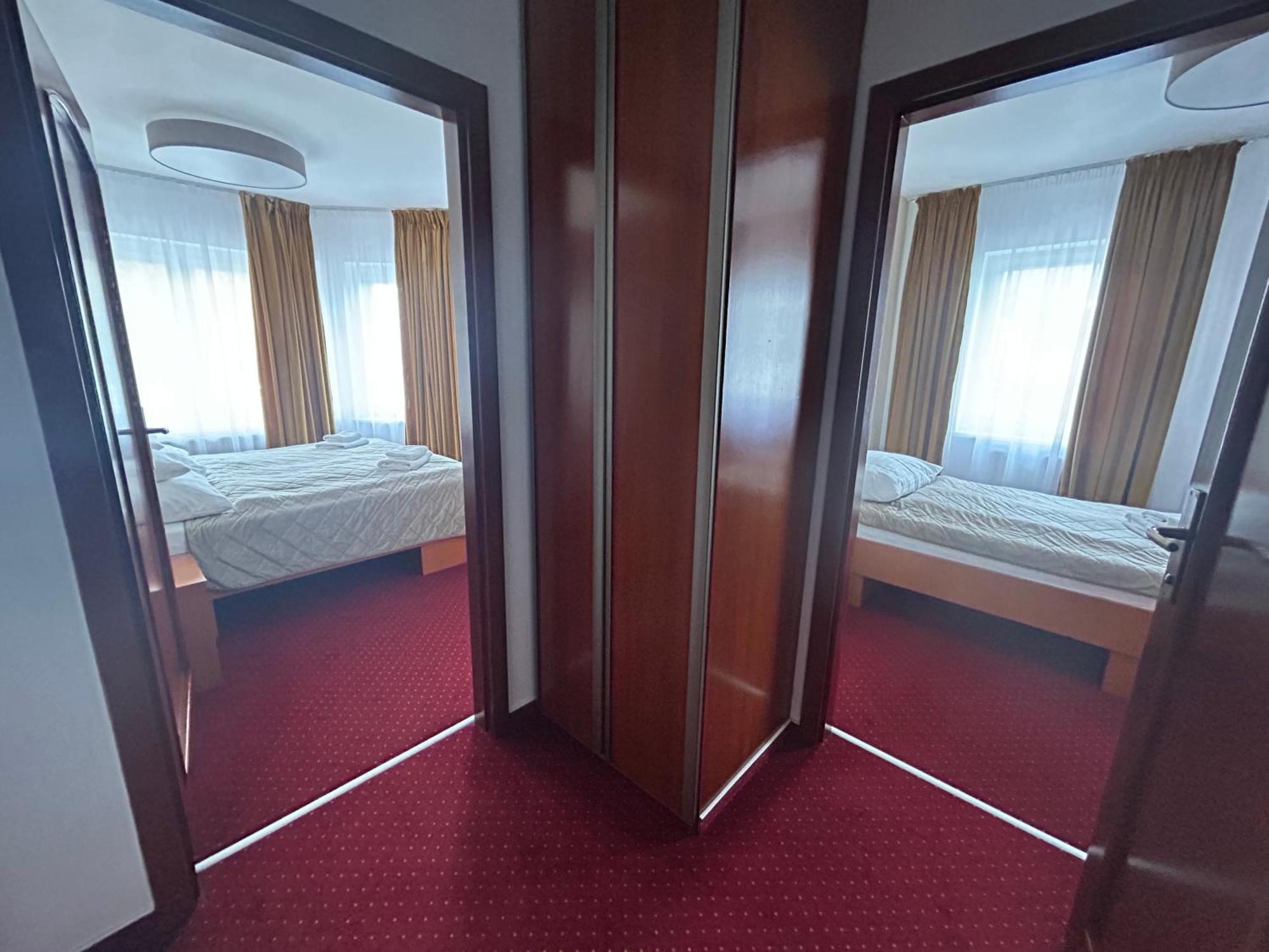 Hotel Evan U Hoffera Topoľčany Eksteriør bilde
